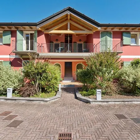 Amazing In Idro With Shared Pool