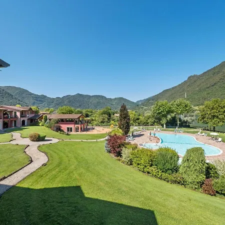Amazing In Idro With Shared Pool Lejlighed