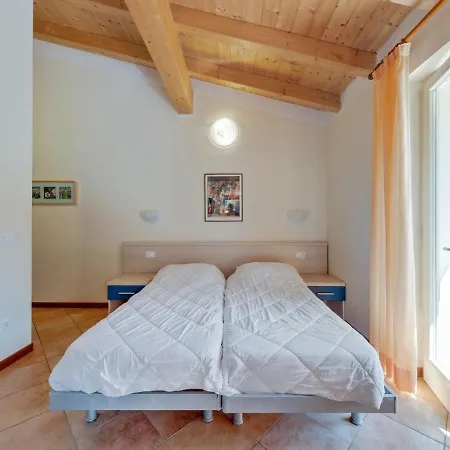 Amazing In Idro With Shared Pool Lejlighed