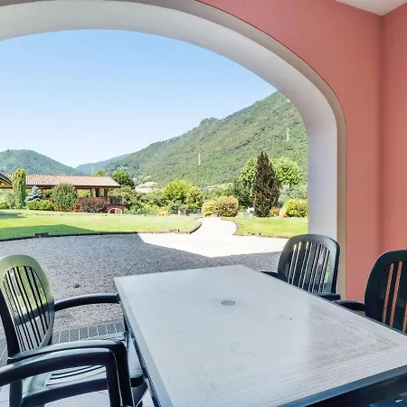 Lejlighed Amazing In Idro With Shared Pool Crone
